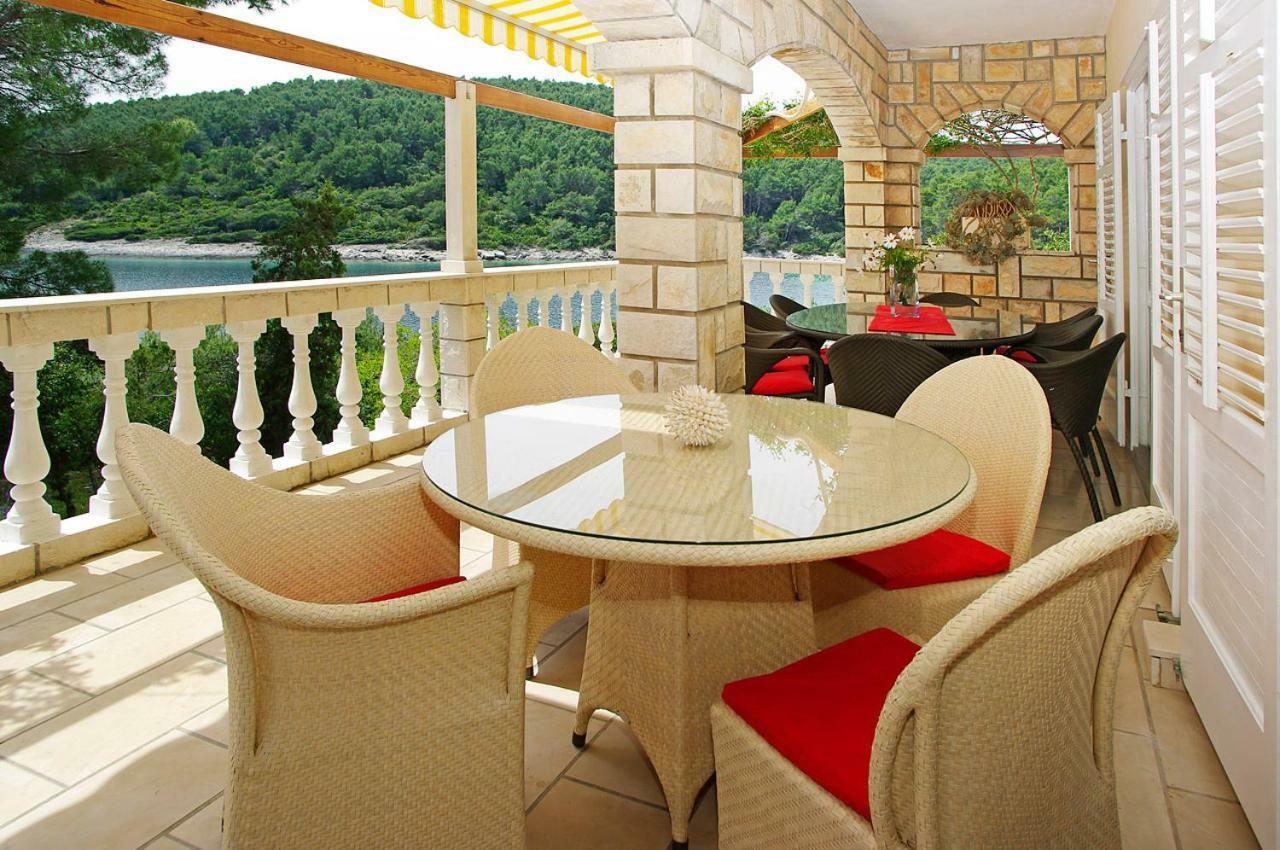 Waterfront Villa With Pool Vela Luka Exteriér fotografie